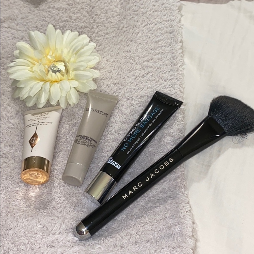 March Jacobs blush brush bundle